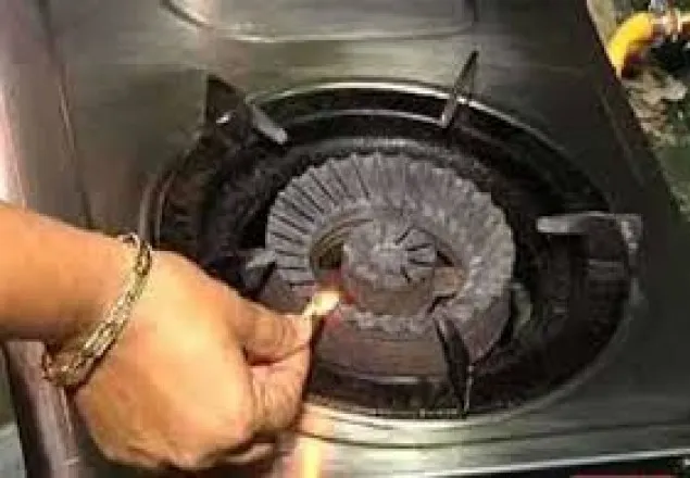 পুরান ঢাকায় নো গ্যাস, নো ফুড
