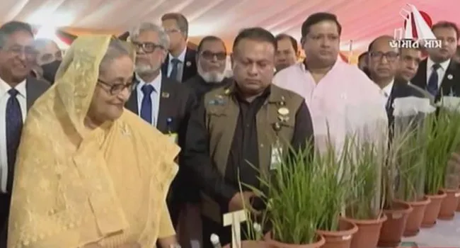 বঙ্গবন্ধু-পিয়েরে ট্রুডো কৃষি প্রযুক্তি কেন্দ্র উদ্বোধন করলেন প্রধানমন্ত্রী
