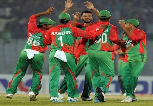ওমানকে হারিয়ে টি-টোয়েন্টি বিশ্বকাপ  রাঙাতেই আসছে বাংলাদেশ।