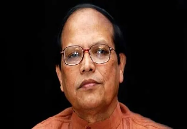 চাপের মুখে গভর্নর আতিউর 