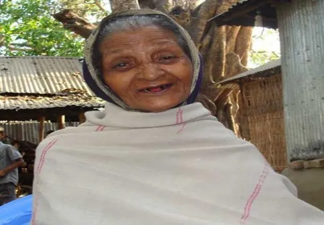 ফুলের মতো হাসি ফুটেছে ফুলমতির