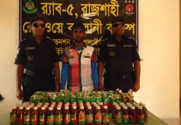 গোদাগাড়ীতে সরকারি ওষুধসহ গ্রেপ্তার ১