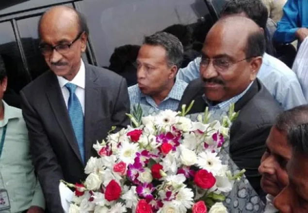 নতুন গভর্নরের যোগদান