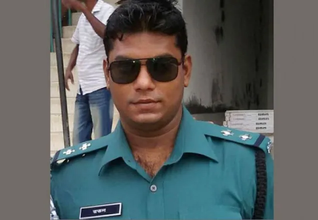 শিক্ষার্থীর শ্লীলতাহানি,কারাগারে এসআই রতন কুমার 