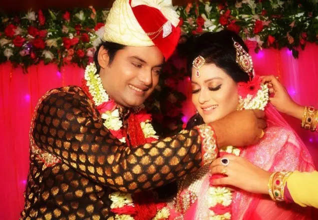 প্রেমের বিষে অগ্নিগর্ভ সাগর ও শম্পার সংসার