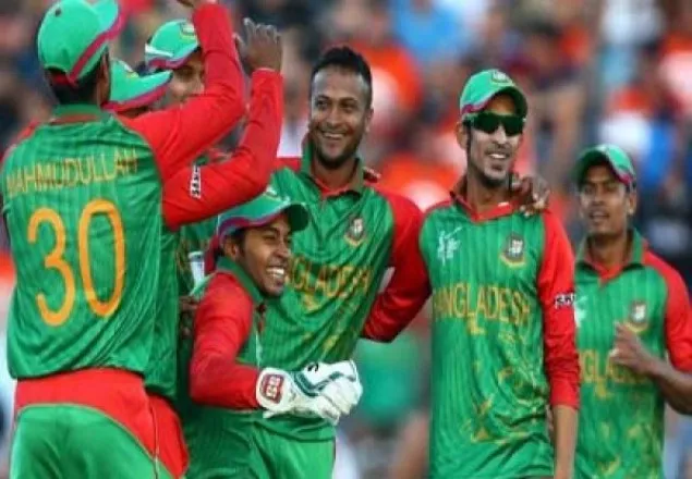 মাশরাফিরা অজিদের থেকে এগিয়ে