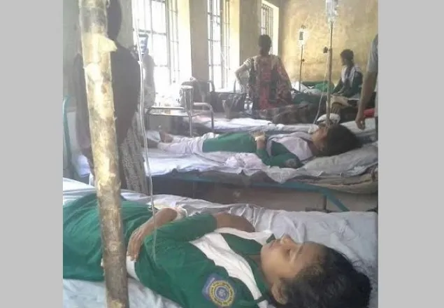 সখীপুরে গণ হিস্টিরিয়ায় আক্রান্ত হয়ে ২০ শিক্ষার্থী হাসপাতালে