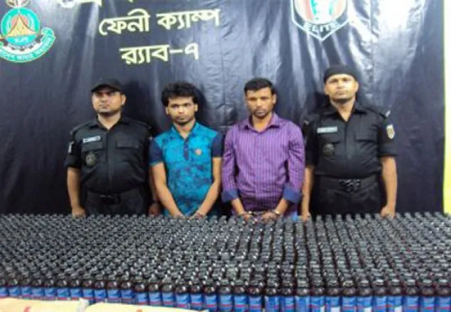 ফেনীতে ফেনসিডিলসহ আটক ২