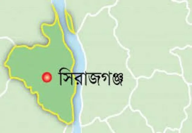 সিরাজগঞ্জে বাসচাপায় ভ্যান যাত্রী নিহত