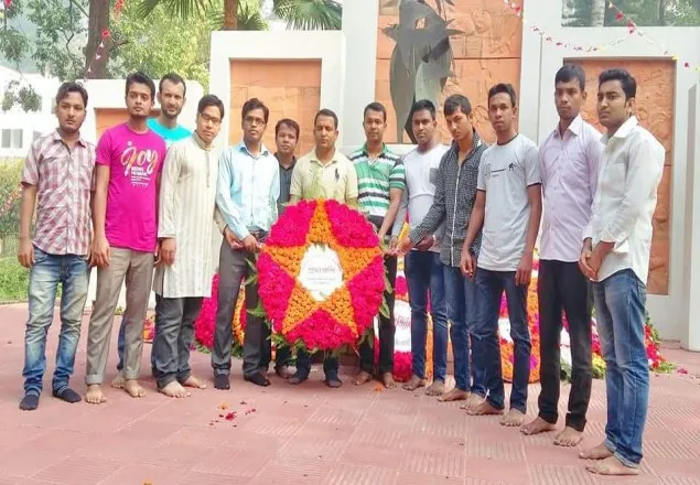 চবিতে মুক্তিযোদ্বা ভাস্কর্যে শ্রদ্ধাঞ্জলি