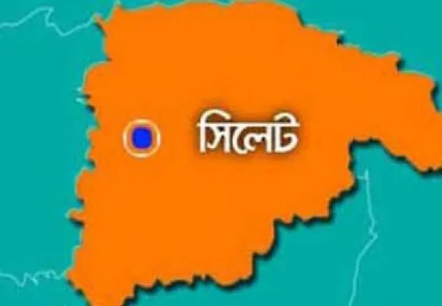 সিলেটে মাইকে ঘোষণা দিয়ে পুলিশের ওপর হামলা