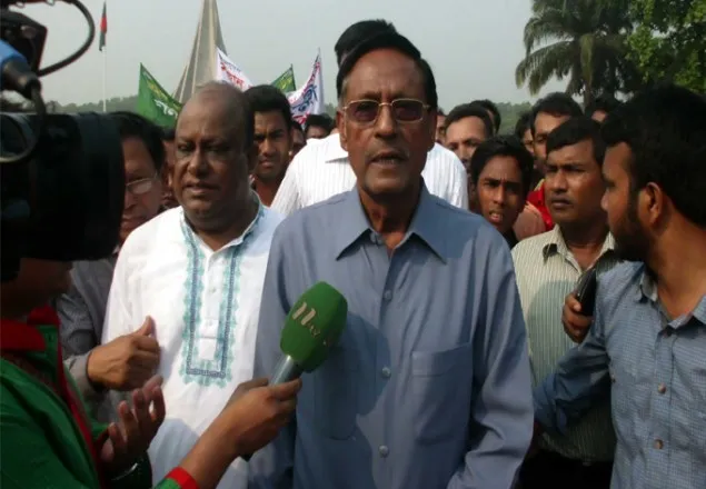 ট্রাইব্যুনালে বিচার হবে নির্বাচন কমিশনারের : অলি আহমেদ 