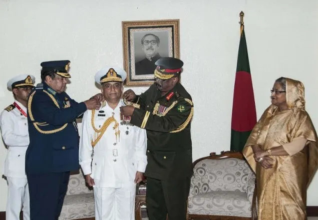 এডমিরাল পদে পদোন্নতি পেলেন নৌবাহিনী প্রধান