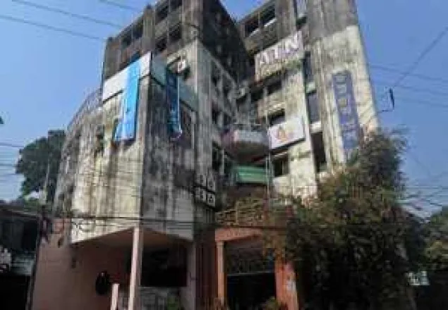 চট্টগ্রাম প্রেসক্লাবে দুর্বৃত্তের হামলা