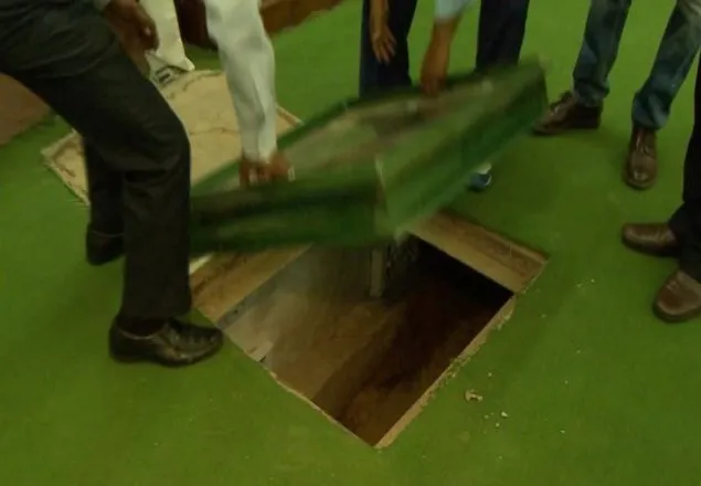 ভারতের পার্লামেন্ট ভবনে গুপ্ত সুড়ঙ্গ