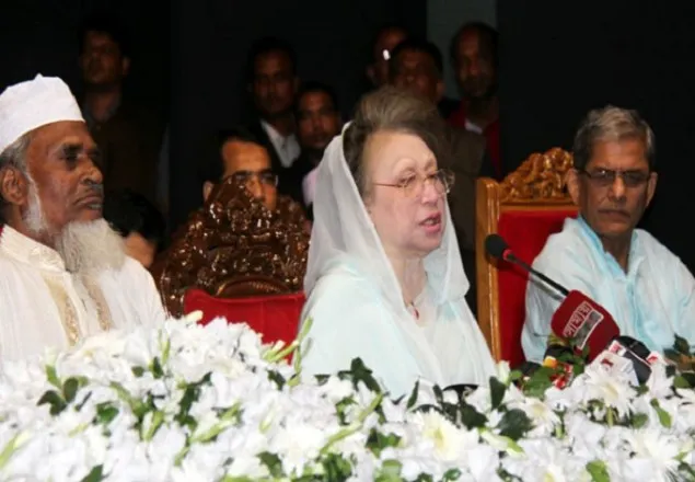 সংঘাত ছেড়ে সংলাপে আসুন: খালেদা