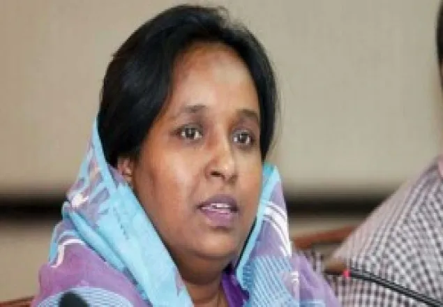 ৮ ঘণ্টা পর থানা ছাড়লেন আইভী