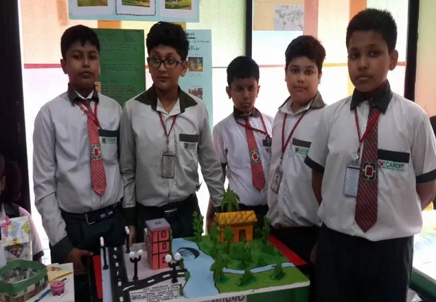 কার্ডিফ স্কুলে সৃজনশীল চিত্রকর্ম প্রদর্শণী