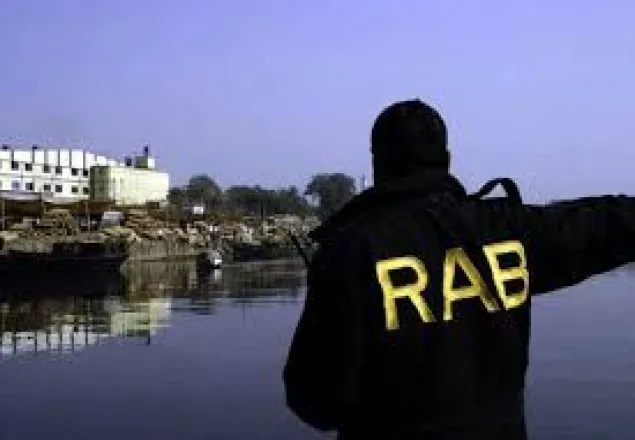 উত্তরায় দুর্ঘটনায় র‌্যাব সদস্য নিহত