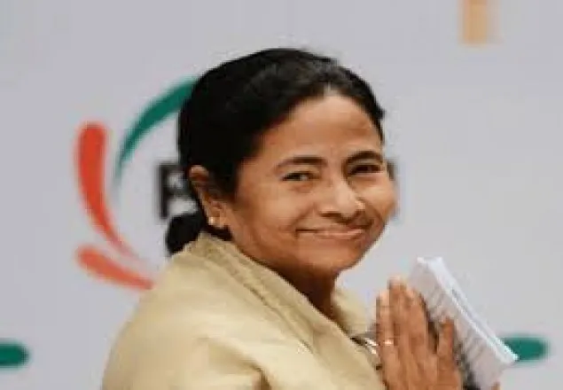 আবার ক্ষমতায় আসতে পারে মমতা: জরিপ