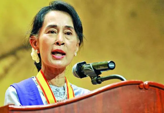 শিক্ষা ও জ্বালানি মন্ত্রণালয় ছাড়লেন সু চি