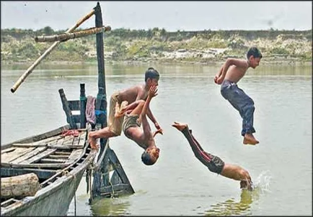 চৈতালি বৃষ্টি আর থাকছে না,আসছে গা-জ্বলা গরম