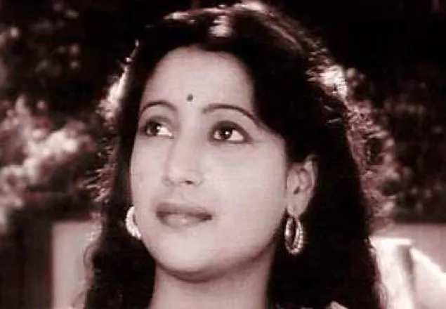 আজ মহানায়িকার ৮৫তম জন্মদিন