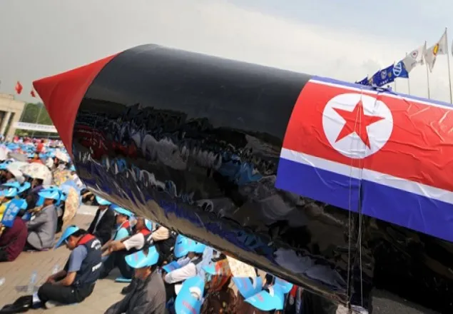 ‘ক্ষেপণাস্ত্রে পরমাণু বোমা বসাতে পেরেছে উ. কোরিয়া’