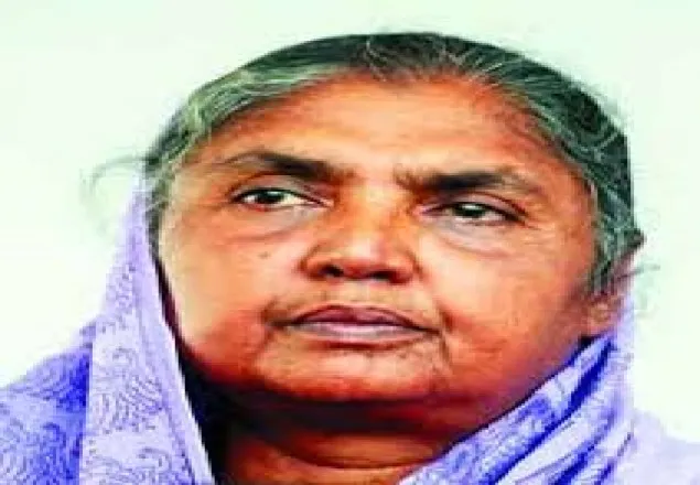 খালেদা দেশের নিরীহ মানুষকে হত্যার নির্দেশ দিয়েছেন 