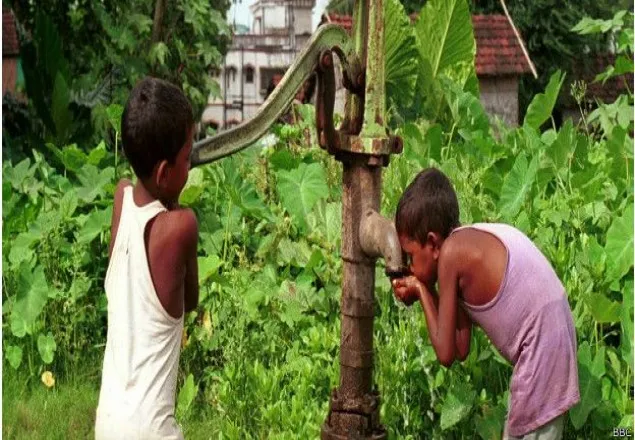 আর্সেনিকের বড় ঝুঁকিতে বাংলাদেশ : হিউম্যান রাইটস্‌ ওয়াচ