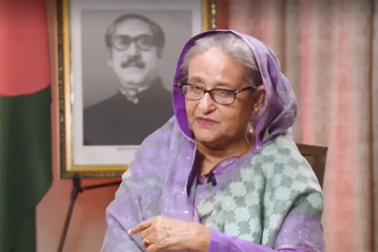 বিদেশে যেতে হলে খালেদা জিয়াকে আবার জেলে যেতে হবে