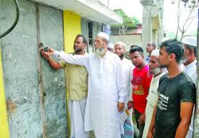 সিলেটে পানি নিয়ে দুর্ভোগ, পাম্পে তালা দিল জনতা