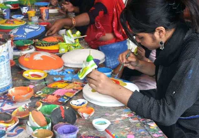 বৈশাখকে বরণ করতে প্রস্তুত রাজধানী
