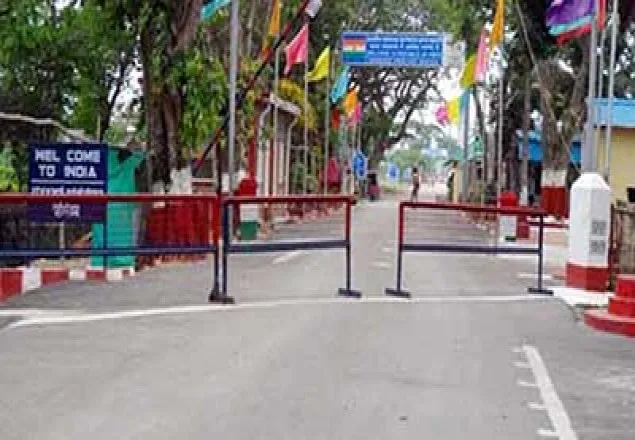 নববর্ষে আখাউড়ায় স্থলবন্দরে আমদানি-রফতানি বন্ধ