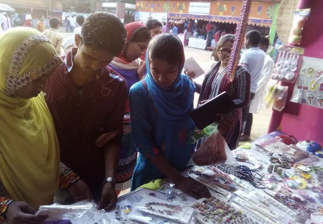 জাবিতে চলছে তিনদিন ব্যাপী বৈশাখী মেলা