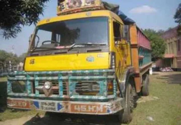 রাজধানীতে ট্রাক চাপায় চালকের মৃত্যু