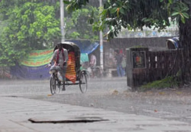 বৃষ্টি হতে পারে আজ !