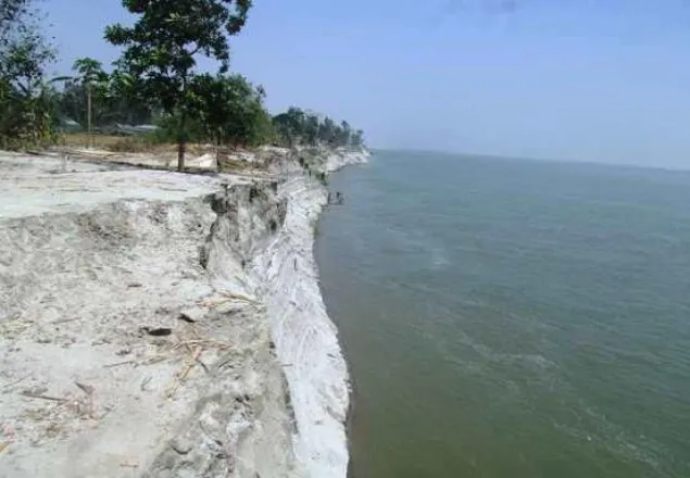 গাইবান্ধায় ভাঙ্গন আতঙ্কে দিন কাটছে