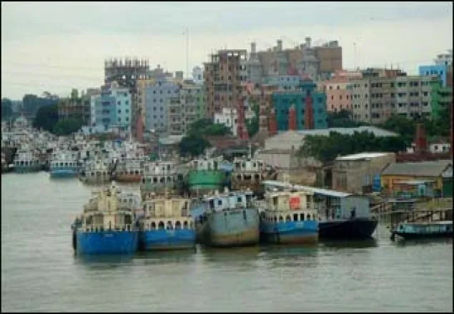 ব্রাহ্মণবাড়িয়ায় নৌ শ্রমিকদের ধর্মঘট অব্যাহত