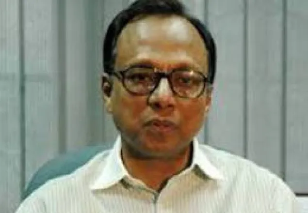 'মা জেলে যেতে চান'! মাহমুদুর রহমানের মুক্তির বিনিময়ে 