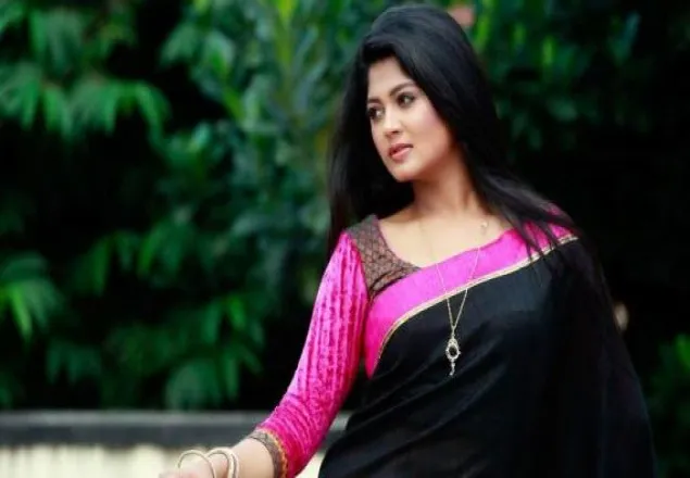 শুটিং করতে গিয়ে রক্তক্ষরণ মৌসুমী হামিদের