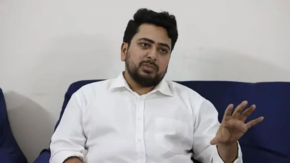 আওয়ামী লীগের নিবন্ধন দ্রুত বাতিল করতে হবে, ইসিকে নাহিদ