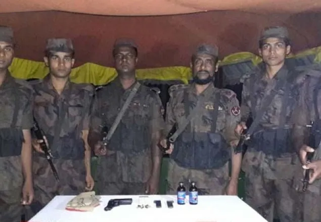 গোমস্তাপুর সীমান্তে আগ্নেআস্ত্র উদ্ধার