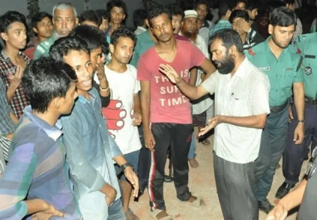  বরিশালে ছাত্রলীগের দু'গ্রুপের সংঘর্ষে আহত ১০