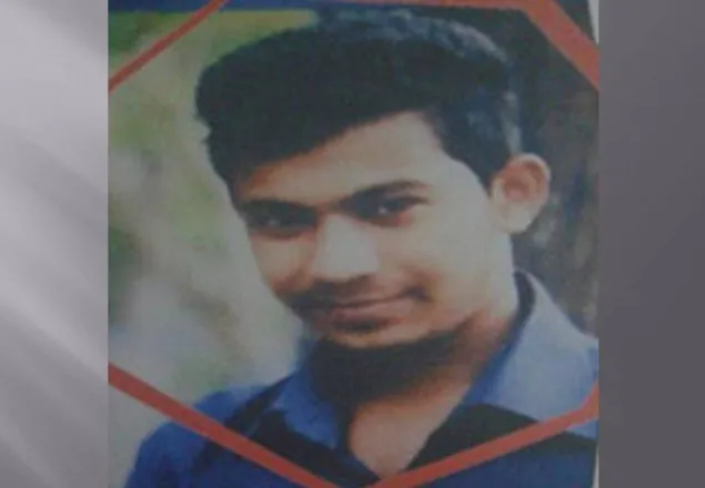 ফেসবুকে নামফলক নিয়ে মন্তব্য করায় ছাত্র গ্রেফতার