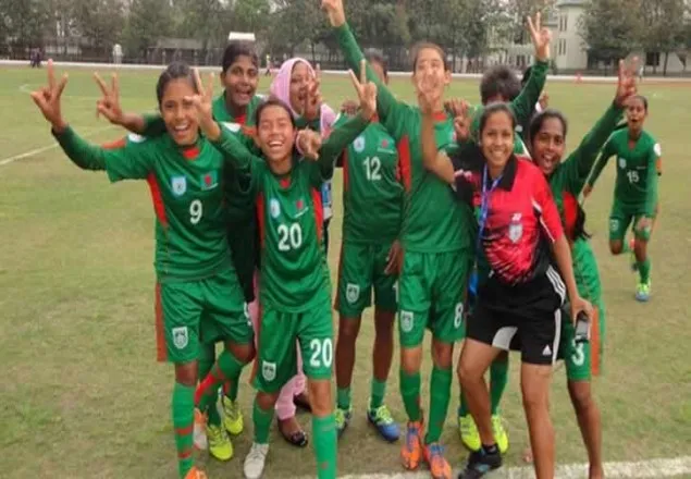 তাজিকিস্তানকে ৯-১ গোলে হারিয়ে ফাইনালে বাংলাদেশের মেয়েরা