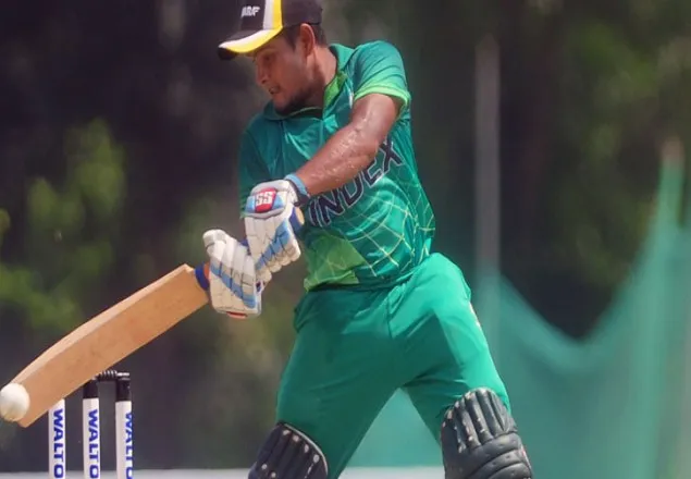 কলাবাগানকে হারিয়ে অপরাজিত ভিক্টোরিয়া