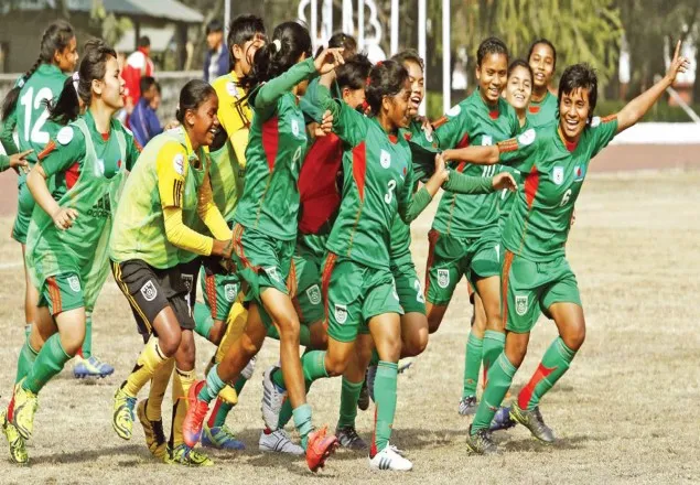 চ্যাম্পিয়ন অনূর্ধ্ব-১৪ মহিলা দলকে সংবর্ধনা