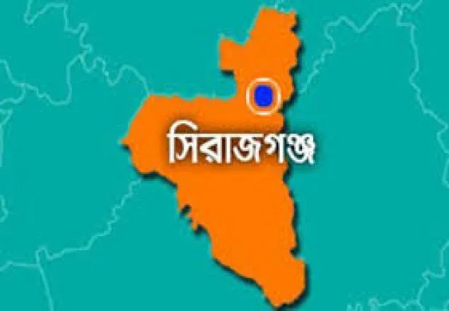 রায়গঞ্জে ট্রাক উল্টে শ্রমিক নিহত