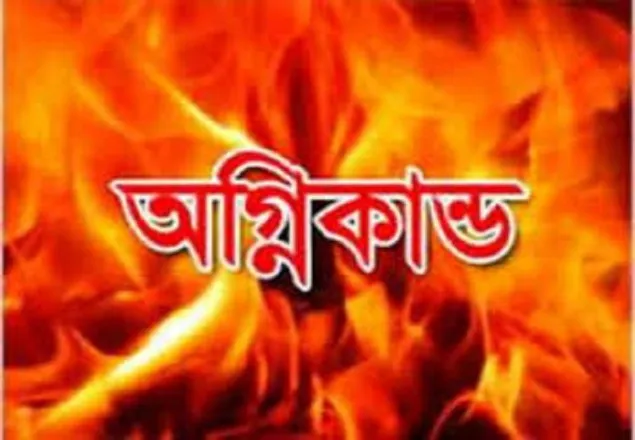 টঙ্গীতে কারখানার ছাপাখানায় আগুন 